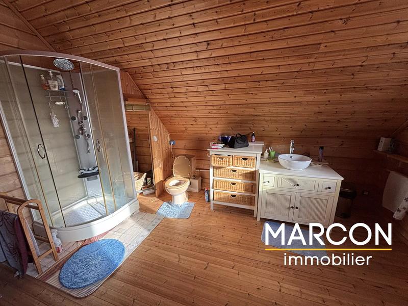 Maison - 213 m² - 4 pièces