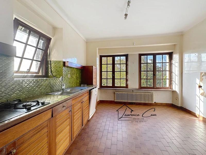 Maison de maîtres - 404 m² - 12 pièces