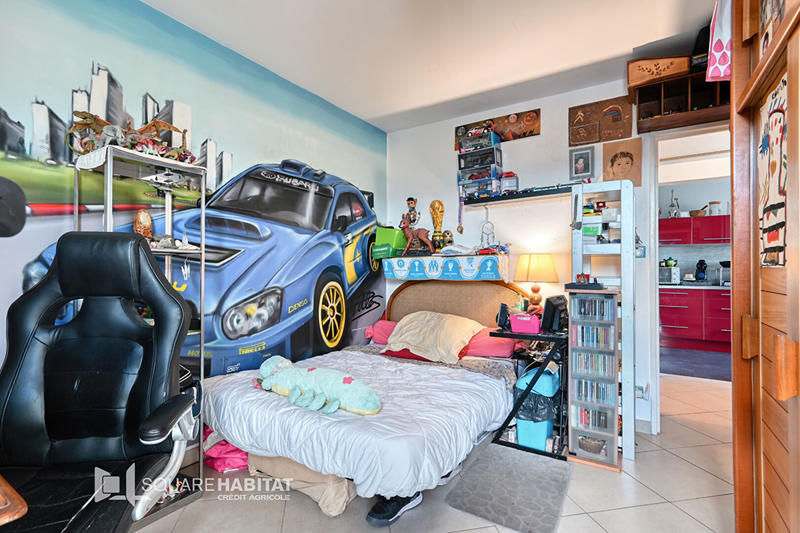 Appartement - 94 m² - 4 pièces