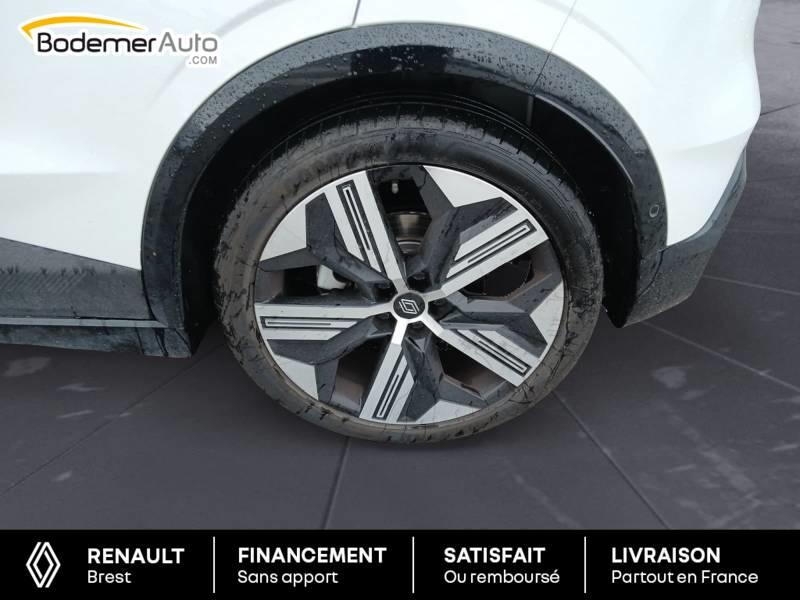 Renault Mégane E-Tech 220 ch autonomie confort Gsr2 Iconic