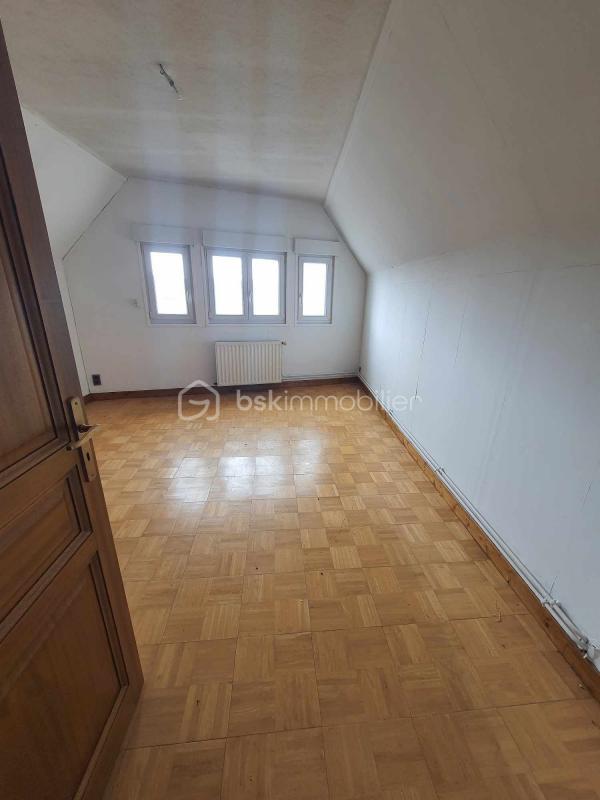 Maison - 145 m² - 6 pièces