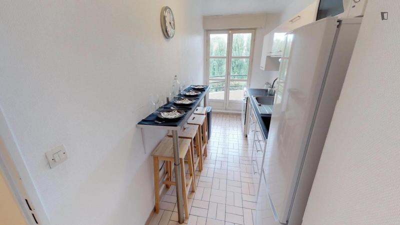 Chambre - 8 m² - 4 pièces