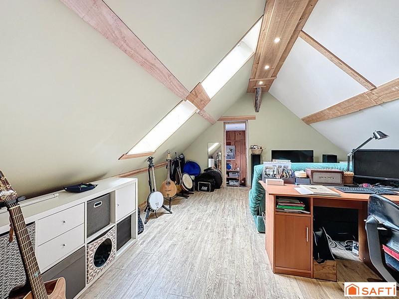 Maison - 120 m² - 4 pièces