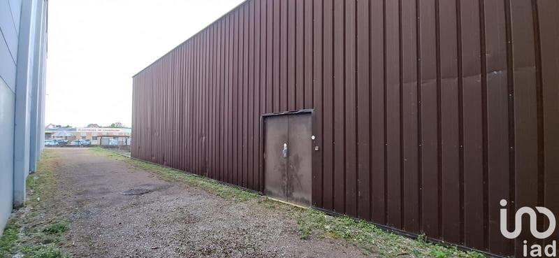 Local commercial - 4 000 m²