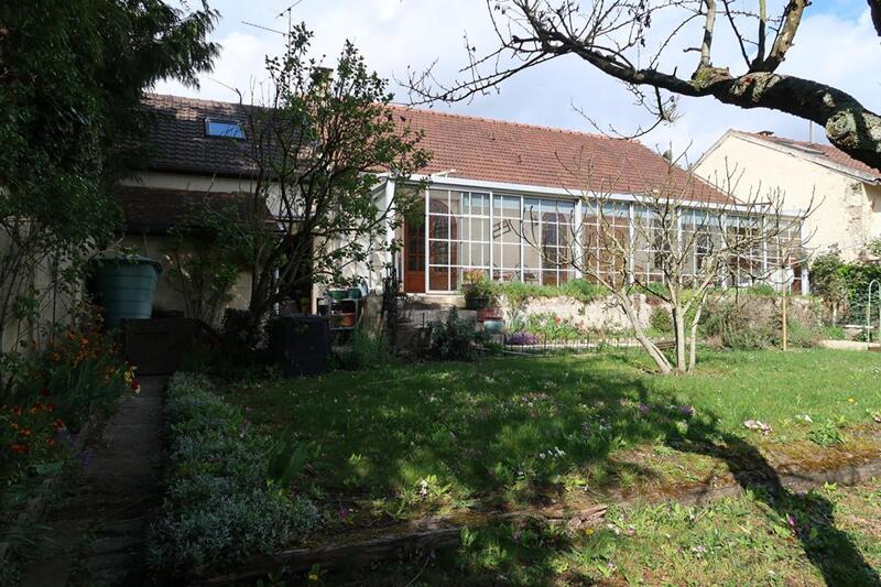 Maison - 106 m² - 5 pièces