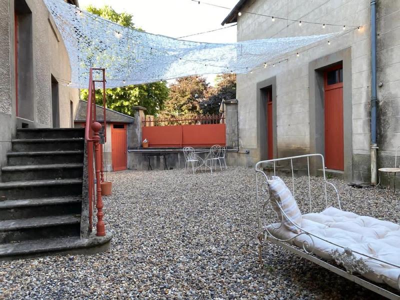 Maison de maîtres - 350 m² - 8 pièces