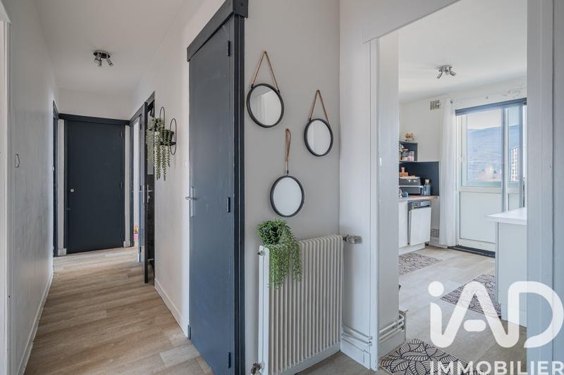 Appartement - 84 m² - 4 pièces