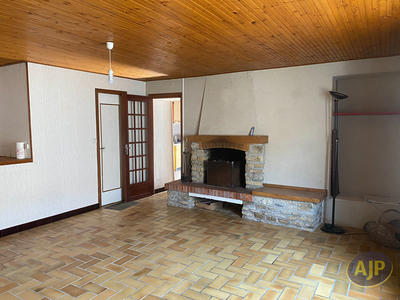 Maison - 77 m² - 5 pièces