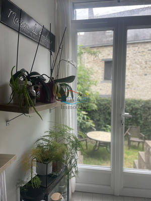 Maison - 102 m² - 4 pièces