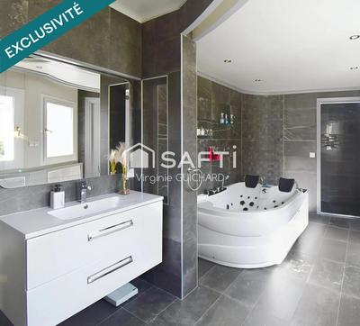 Maison - 350 m² - 9 pièces