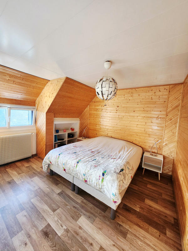 Maison - 144 m² - 7 pièces