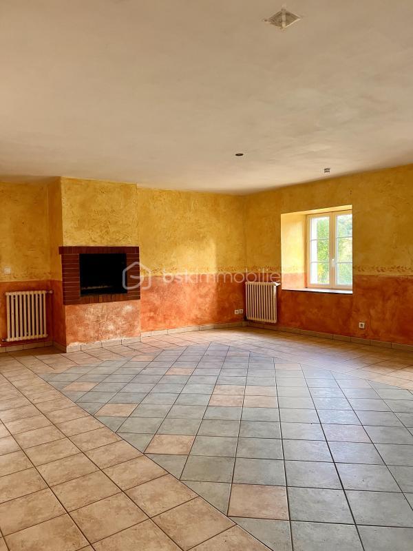 Maison en pierre - 152 m² - 5 pièces