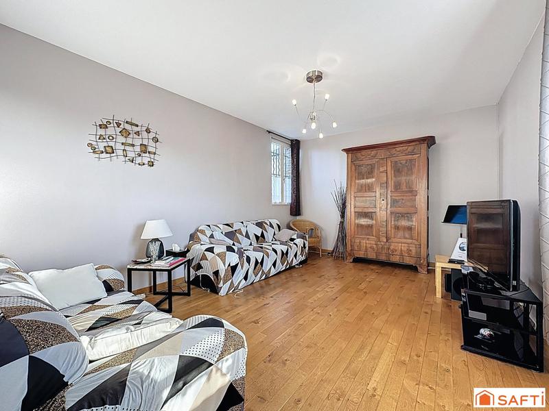 Maison - 183 m² - 9 pièces