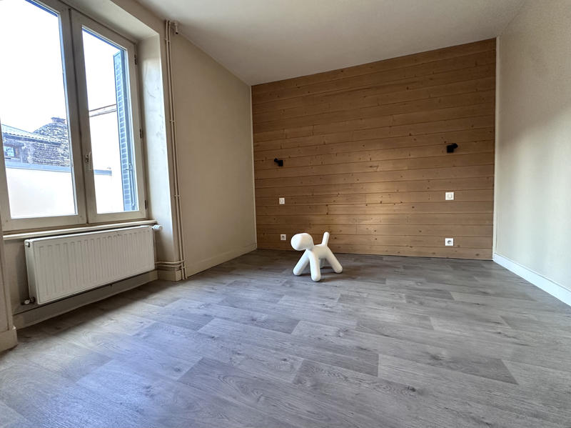 Maison de village - 80 m² - 4 pièces