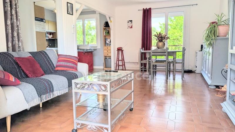 Maison - 140 m² - 7 pièces