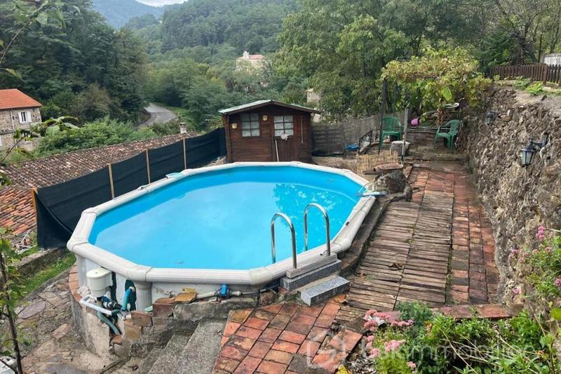 Maison de village - 137 m² - 5 pièces