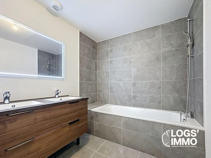 Maison - 82 m² - 4 pièces