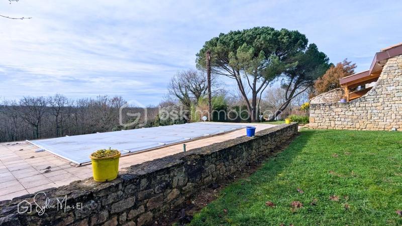 Maison d'architecte - 220 m² - 7 pièces