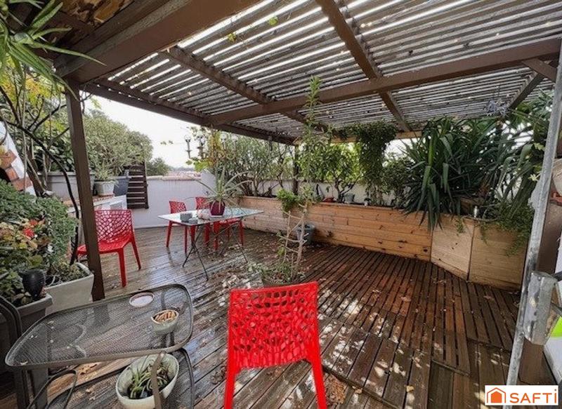 Maison - 230 m² - 6 pièces