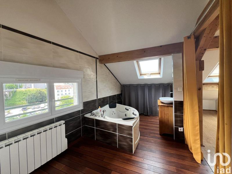 Appartement - 64 m² - 2 pièces