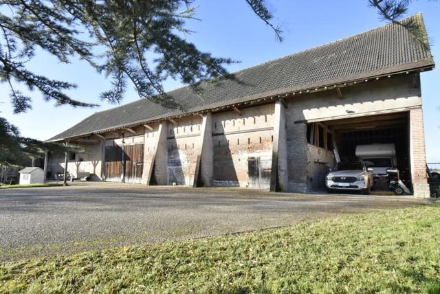 Maison - 520 m² - 10 pièces