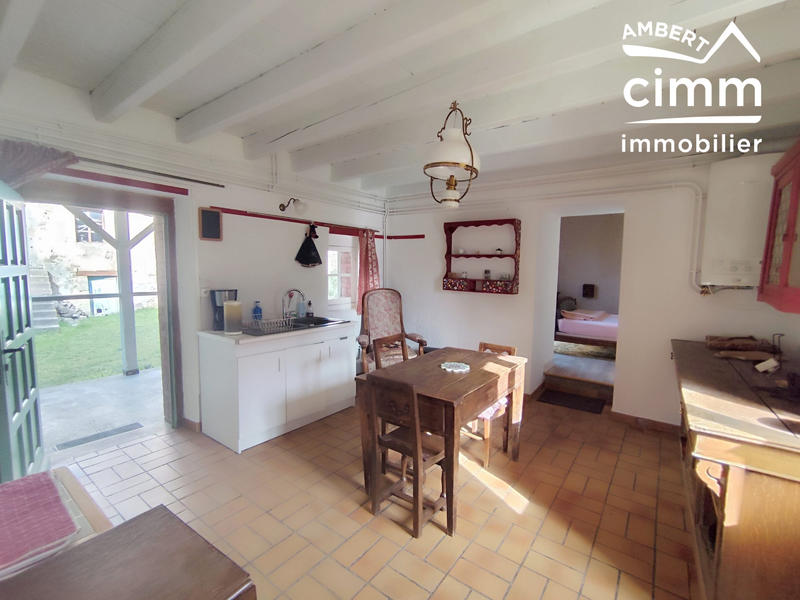 Maison - 101 m² - 7 pièces