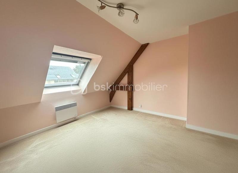 Maison - 94 m² - 5 pièces