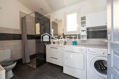 Villa - 252 m² - 9 pièces