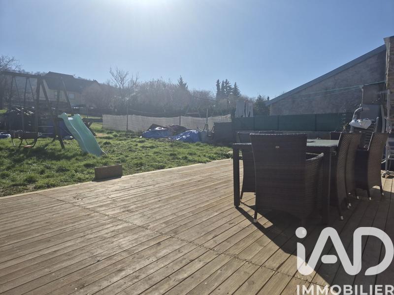 Maison - 205 m² - 7 pièces