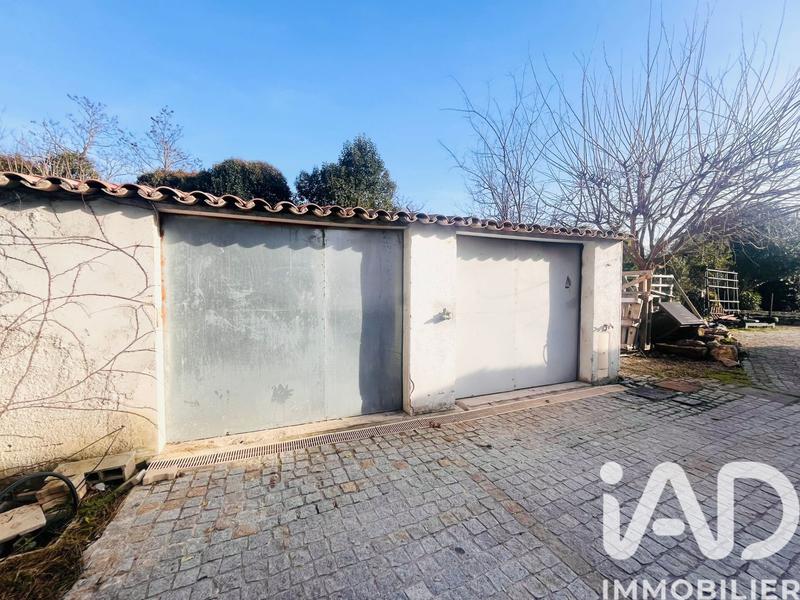 Maison - 245 m² - 12 pièces