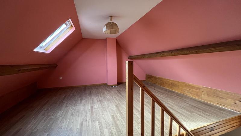 Maison - 110 m² - 4 pièces