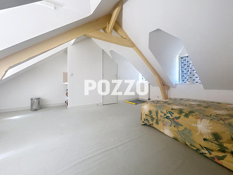 Maison - 163 m² - 6 pièces