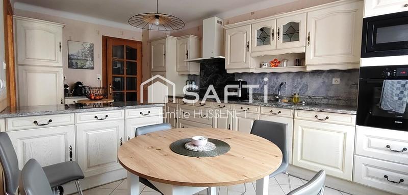 Maison de ville - 184 m² - 6 pièces