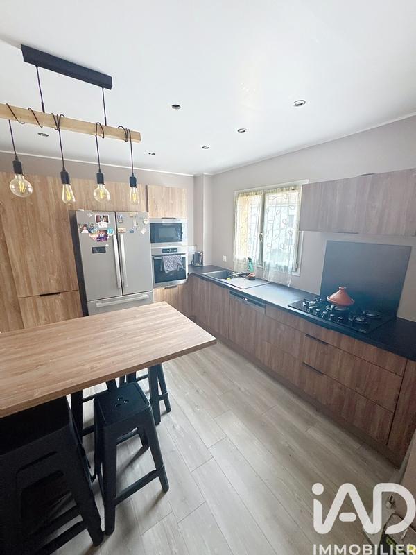 Maison - 98 m² - 4 pièces