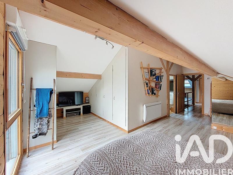 Maison - 165 m² - 8 pièces