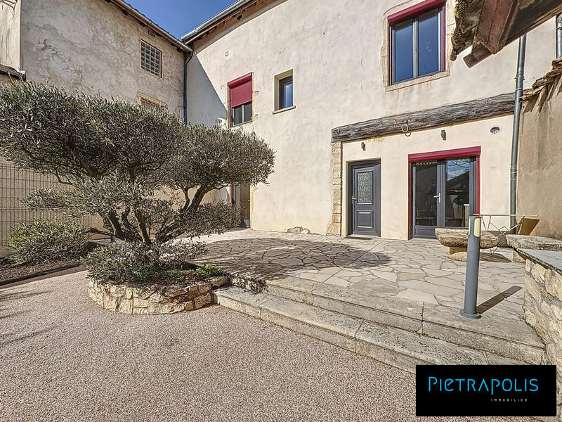 Maison - 147 m² - 5 pièces