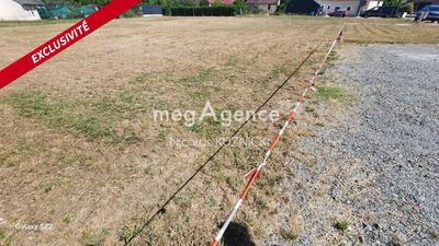 Terrain constructible - 954 m²