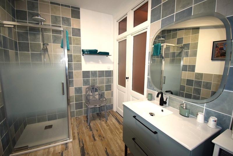 Maison de ville - 360 m² - 10 pièces