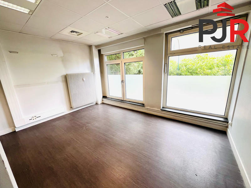 Local commercial - 382 m²