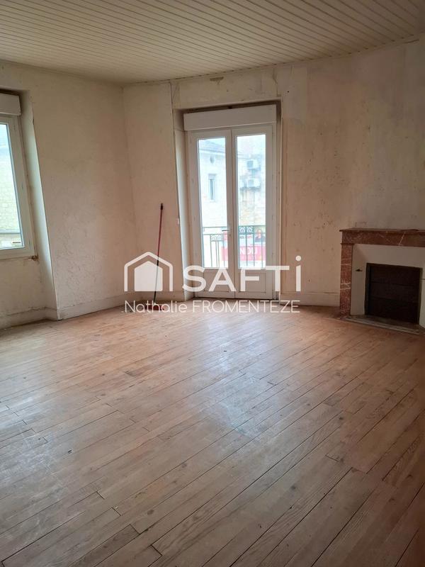 Maison - 235 m² - 8 pièces