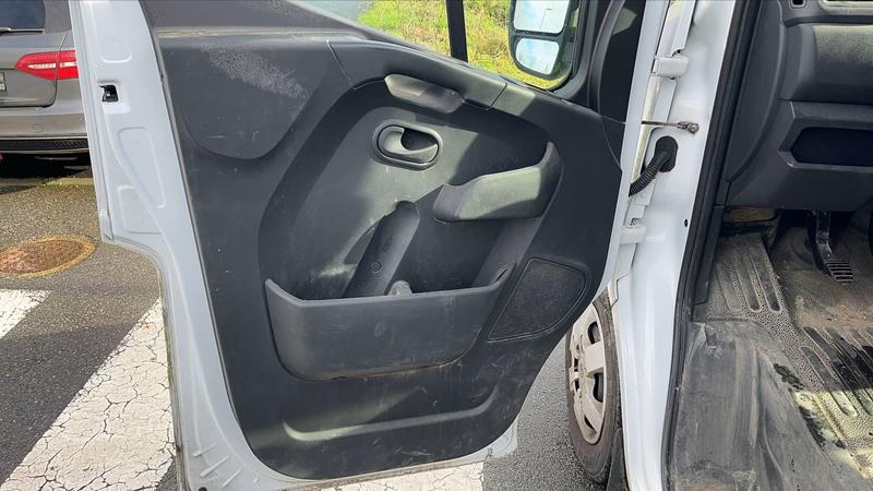 Nissan Interstar Interstart Fourgon L2h2 2.3 dCi 135 Acenta