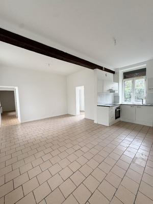 Maison - 99 m² - 4 pièces