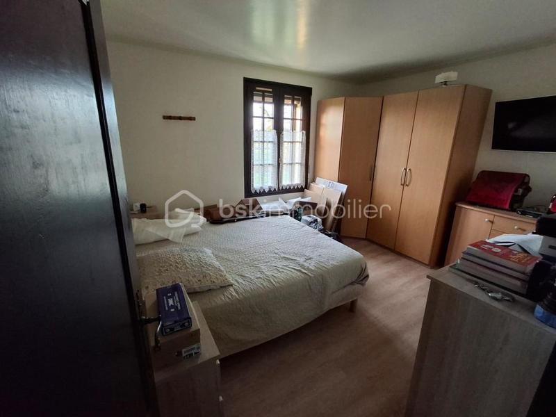 Maison - 215 m² - 7 pièces