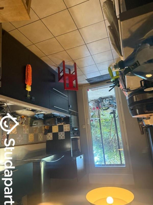 Chambre - 12 m² - 1 pièce