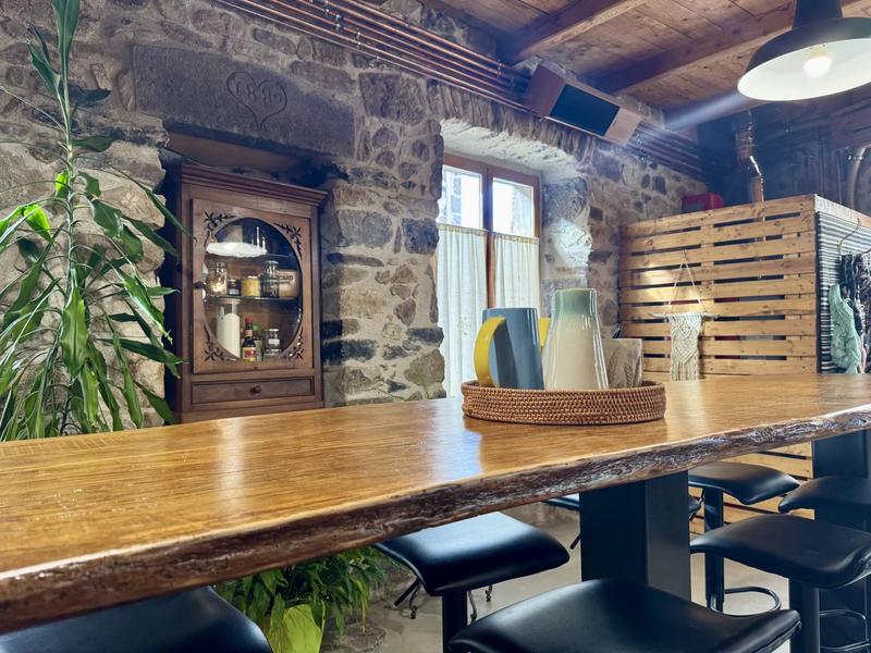 Maison - 195 m² - 6 pièces