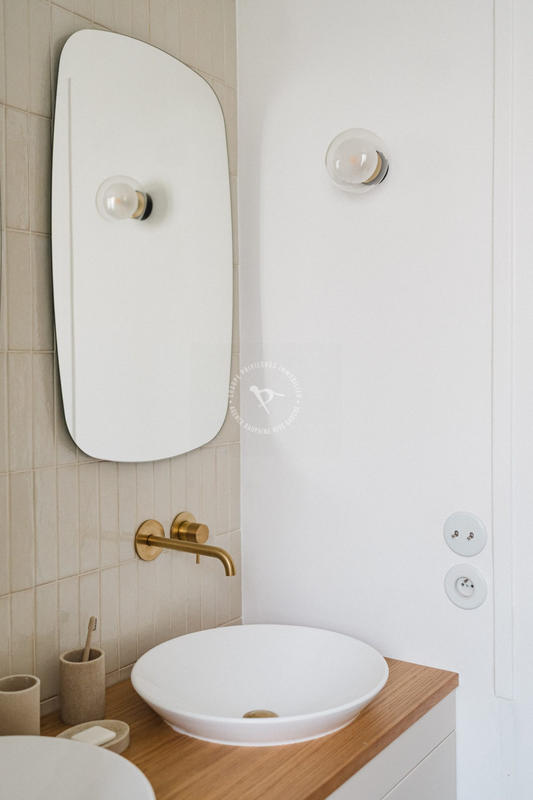 Appartement - 75 m² - 3 pièces