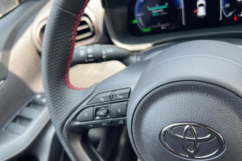 Toyota Yaris Cross Hybride 130 2wd Gr Sport