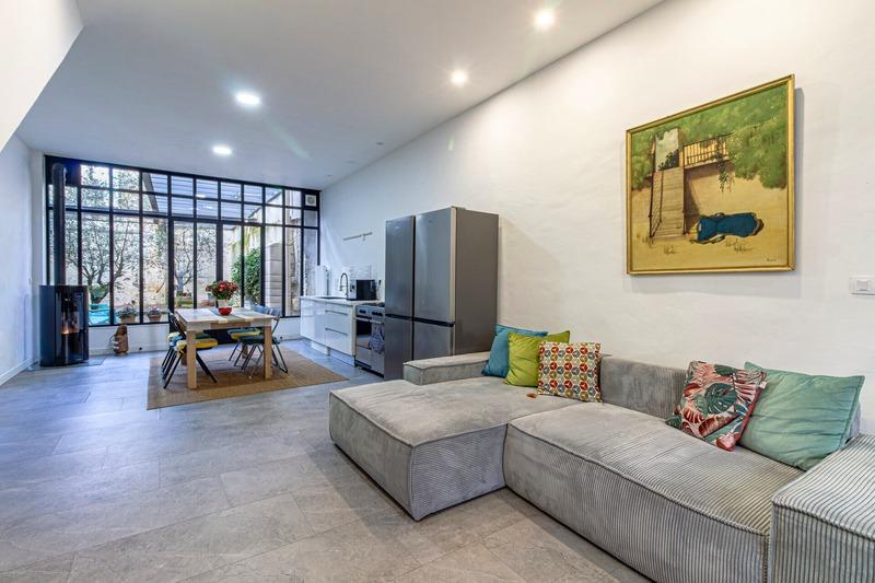 Maison de ville - 219 m² - 8 pièces