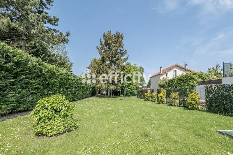 Maison - 179 m² - 6 pièces