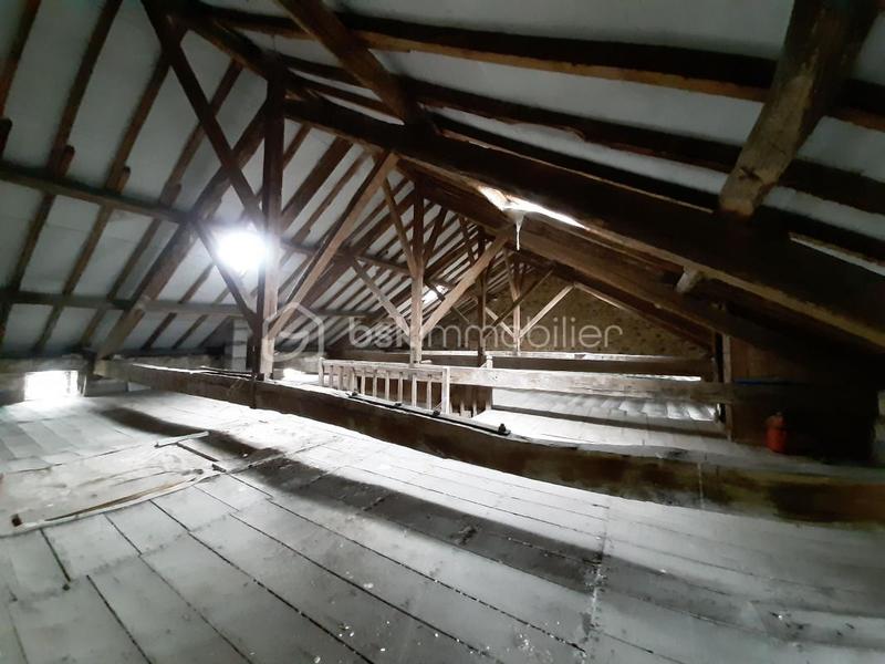 Maison en pierre - 178 m² - 6 pièces